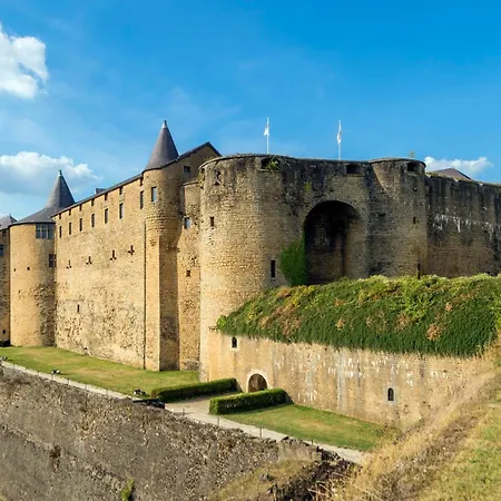 아파트 Little Verlaine